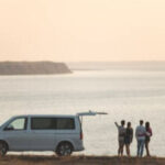 minivan noleggiato a roma per portare al mare un gruppo di ragazzi